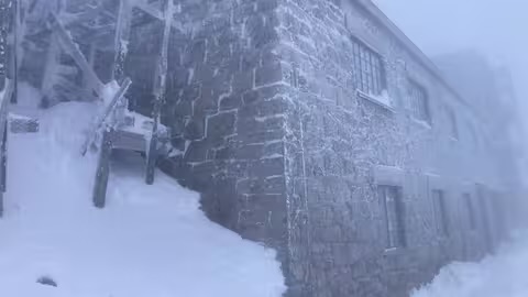 Сильний вітер та -14°С: рятувальники попередили про небезпечні погодні умови у Карпатах