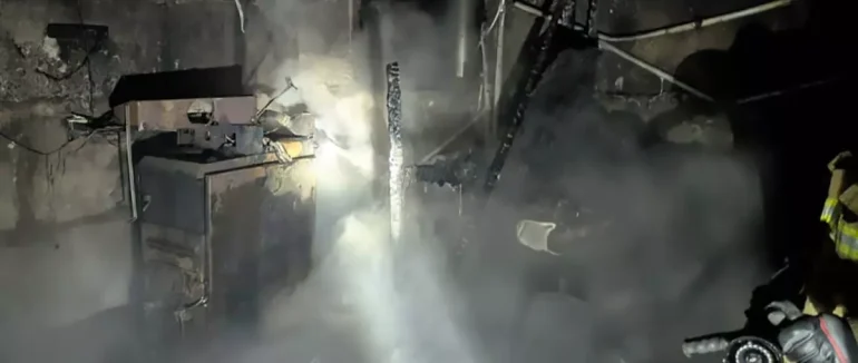 Свалявські рятувальники запобігли знищенню житлового будинку