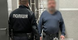 На Мукачівщині батько поранив сина ножем під час застілля