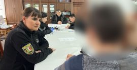 В одному з ліцеїв Мукачева учень погрожував школярам ножем