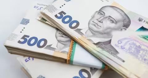 Закарпаття — серед лідерів зростання зарплат в Україні наприкінці 2025 року