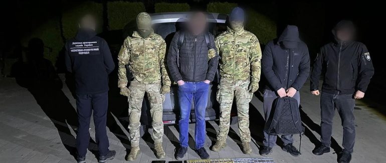 Правоохоронці припинили три спроби незаконного переправлення осіб через кордон