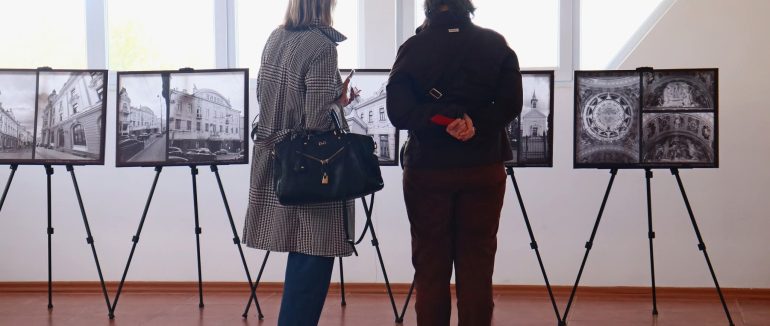 В Ужгороді відкрили виставку «Німецька архітектурна спадщина в Україні»