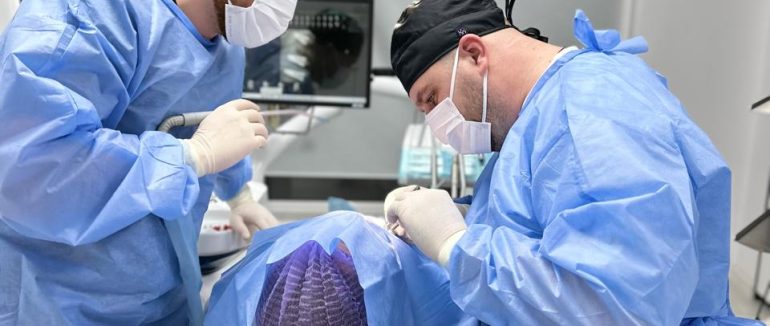 Ветерани Закарпаття отримують безоплатне зуболікування: пілотний проєкт розширює доступ