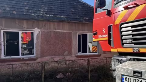 На Ужгородщині під час пожежі у будинку 5-річний хлопчик отруївся чадним газом