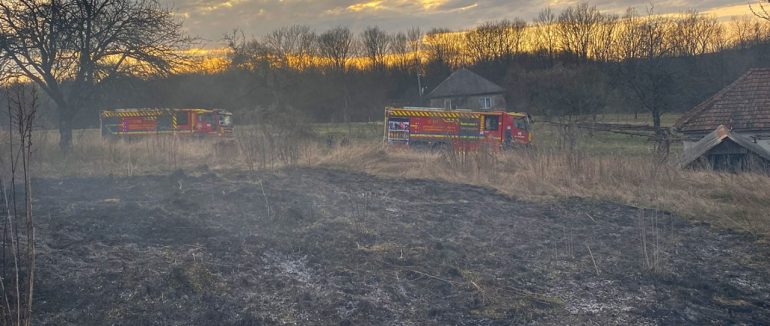 У Закарпатській області за три дні сталося 60 пожеж в екосистемах