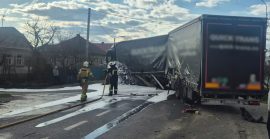 Рятувальники опублікували фото смертельної аварії у Ракошині