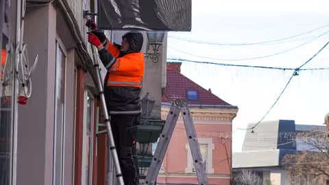 В Ужгороді демонтують понад 20 самовільно встановлених конструкцій