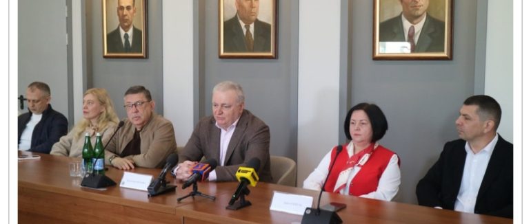 Після об’єднання УжНУ та МДУ новий виш тимчасово втратить статус національного