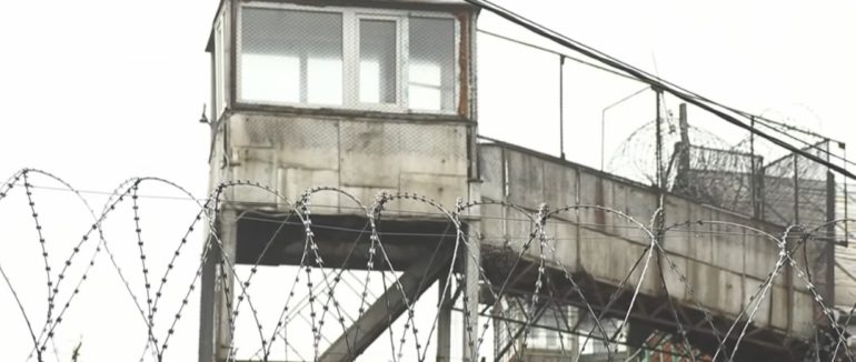 На Закарпатті до 13 років ув’язнення засудили колаборанта, який працював на окупантів у херсонській в’язниці