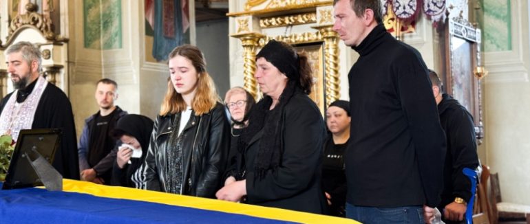 У Мукачеві попрощалися з 26-річним захисником Василем Ляхом