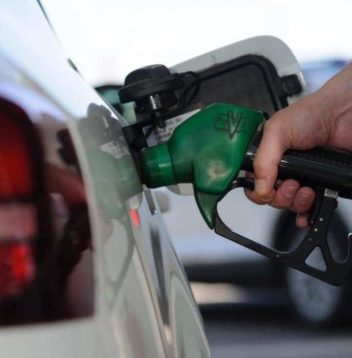 Ажіотаж на пальне спадає, дефіциту не буде