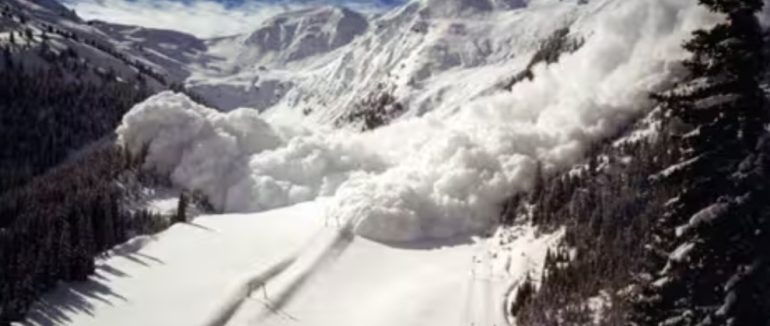 На Закарпатті зберігається лавинна небезпека: у східних районах – підвищений ризик