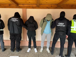 $7000 з клієнта: на Закарпатті викрили схему незаконного переправлення до Румунії