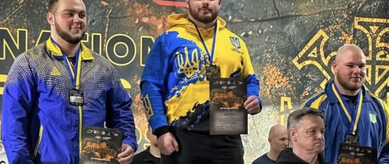 Спортсмени з Мукачева стали чемпіонами України з класичного жиму лежачи