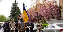 В Ужгороді попрощалися із захисником Віталієм Бичаком