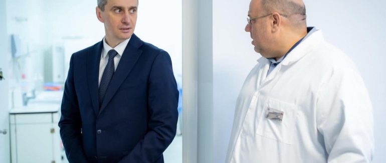 Медицина Закарпаття у фокусі уряду: візит Свириденко, Ляшка та Гусак до медзакладів області