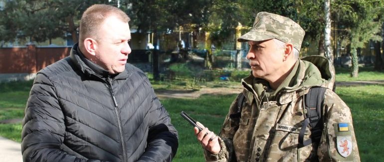 Андрій Крючков: Захисники, які проходять лікування на Закарпатті, отримали підтримку напередодні Великодня