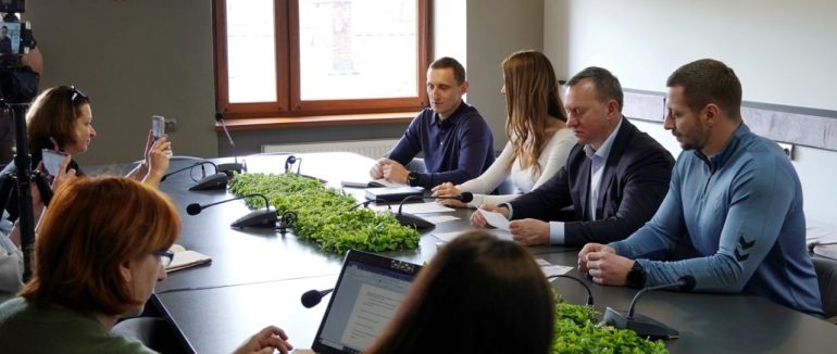 Ужгород вдруге прийматиме «Uzhhorod Half Marathon»: спорт, сакури та благодійність