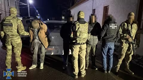 «Кортеж для втечі»: на Закарпатті затримали організатора схеми переправлення