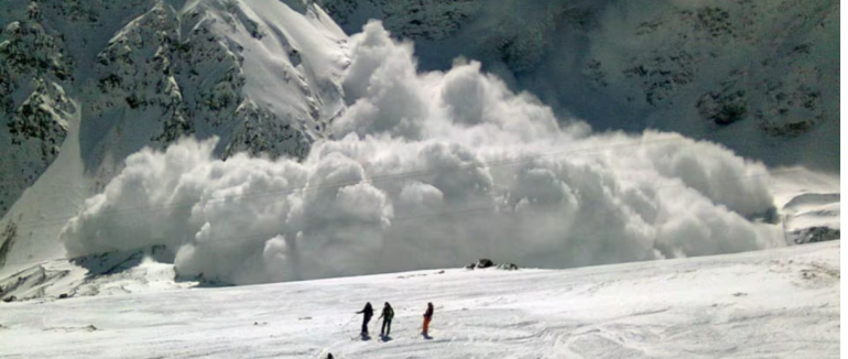 На Закарпатті попереджають про лавинну небезпеку в горах