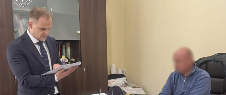 На Закарпатті селищного голову підозрюють у переплаті за електроенергію через «каскадні» договори