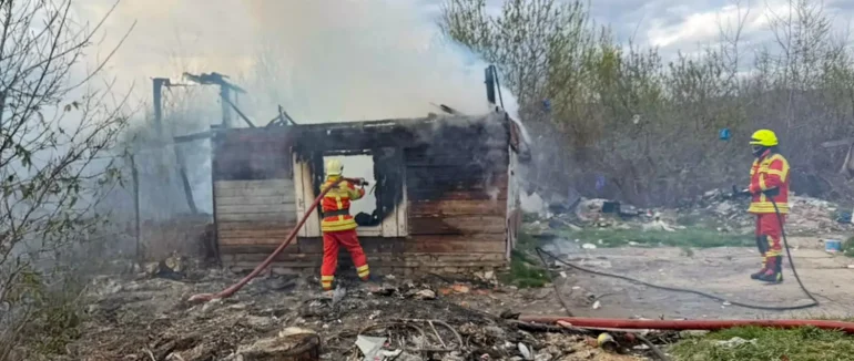 У Хусті вогнеборці ліквідували пожежу в житловому будинку