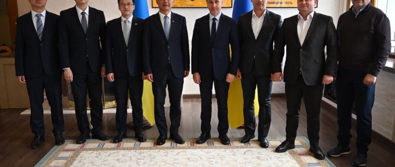 Закарпаття відвідав Надзвичайний і Повноважний Посол КНР в Україні Ма Шенкунь. Це вже другий візит дипломата до нашої області