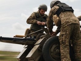 Екіпажі мобільно-вогневих груп 26 Закарпатського полку НГУ відпрацьовують роботу по повітряних цілях у горах