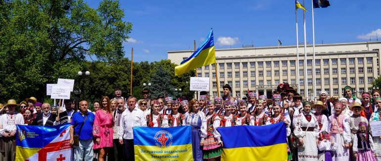 «Шовкова косиця» об’єднала Україну: в Ужгороді відбувся масштабний фестиваль культурного розмаїття