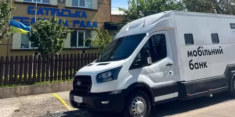У Батівській громаді презентували перший на заході України «банк на колесах»