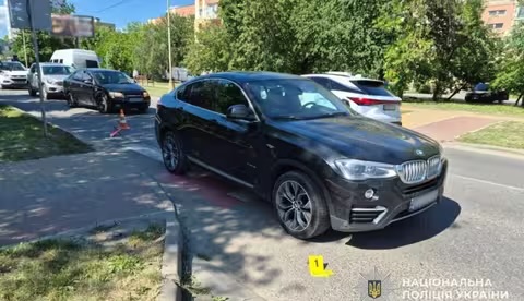 В Ужгороді BMW збив 10-річну дівчинку на пішохідному переході