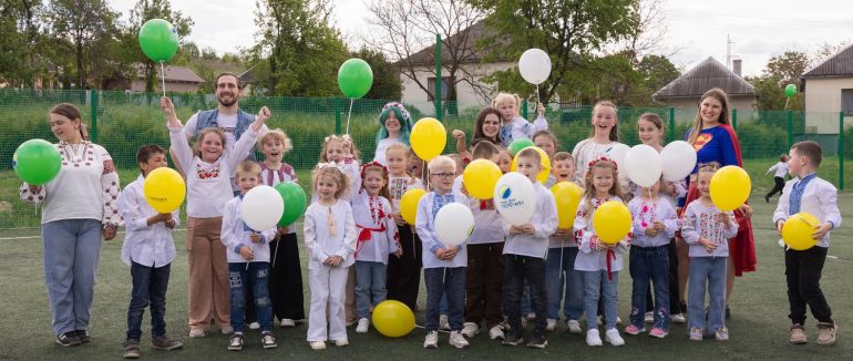 У Перечинській громаді відкрили третій дитячий майданчик за підтримки «Френдлі Віндтехнолоджі»