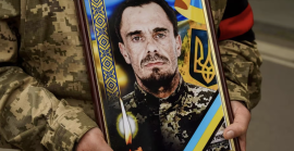Понад рік вважався зниклим безвісти: в Ужгороді попрощалися з полеглим Олександром Скляровим