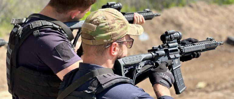 Патрульні Закарпаття вдосконалюють навички поводження зі зброєю