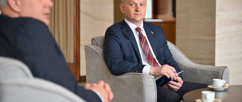 В Ужгороді представили нового керівника Представництва МЗС України