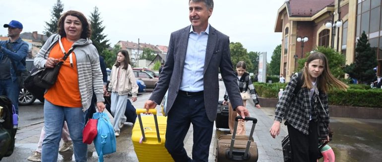На Закарпатті стартував проєкт «Карпатська зміна»: область прийняла понад 240 дітей із прифронтових регіонів