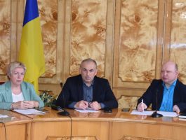 В Ужгороді обговорили нові підходи до підтримки ветеранів та людей з інвалідністю