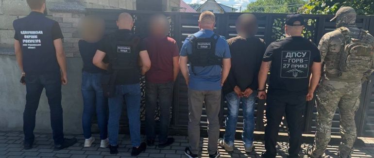 На Закарпатті викрили схему фіктивного шлюбу для незаконного виїзду військовозобов’язаного за кордон
