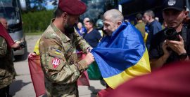 160 українських захисників повернулися додому: відбувся черговий обмін полоненими