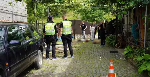 Трагедія у Клячанові: чоловік вбив двох сусідів молотком і тяжко поранив батька
