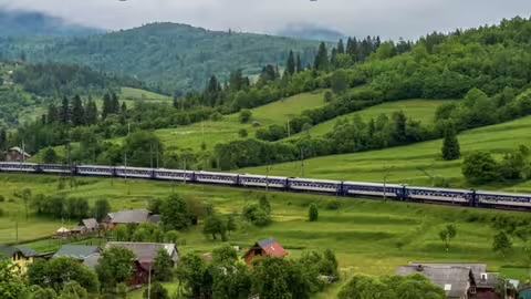 Укрзалізниця запускає додаткові рейси до Закарпаття