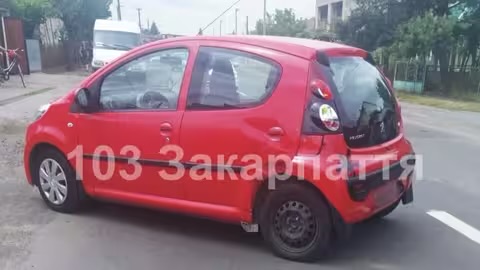 В Ужгороді 31-річний мотоцикліст врізався в автомобіль