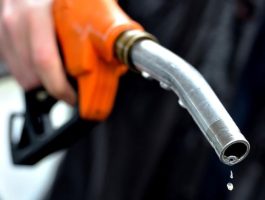 Дизель може подорожчати до 100 грн за літр: аналітик попереджає про загострення ситуації