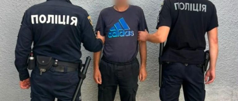 На Міжгірщині чоловік жорстоко побив 74-річну матір: пенсіонерка у лікарні