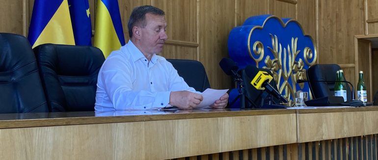 В Ужгороді взялися за ліквідацію стихійної торгівлі біля Зеленого ринку
