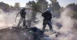Понад шість годин гасили пожежу на сміттєзвалищі у Чопі