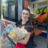 На Рахівщині жінка народила четверту дитину, не підозрюючи про вагітність.