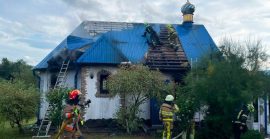 На Тячівщині загорівся монастирський скит: вогонь знищив покрівлю та церковне начиння
