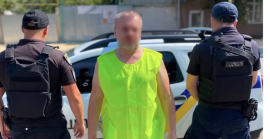 В Ужгороді затримали чоловіка, який напав на 62-річну жінку посеред вулиці